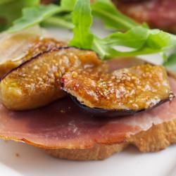 Grilled Fig & Prosciutto Bruschetta