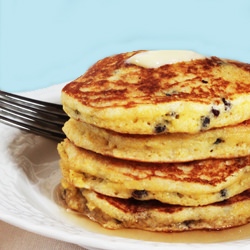 Cornmeal and Currant Pancakes