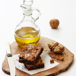 Olive Oil Walnut Brownies