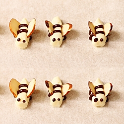 Buttercream Bees