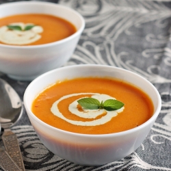 Roasted Tomato And Carrot Soup