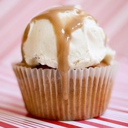 Root Beer Float Cupcakes