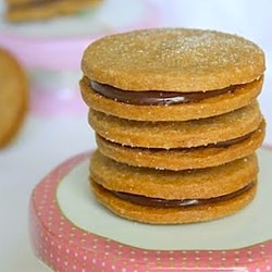 Kahlua & Cream Sandwich Cookies