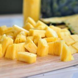 How to Cut & Dice Pineapple