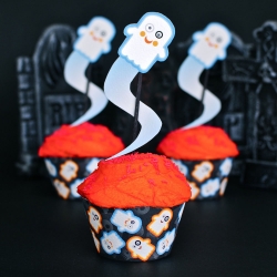 Orange Cake with Lil’ Ghosties