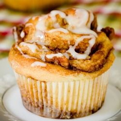 Apple Pecan Cinnamon Rolls