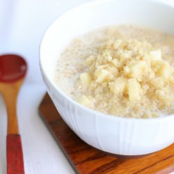 Quinoa with Apple & Cinnamon