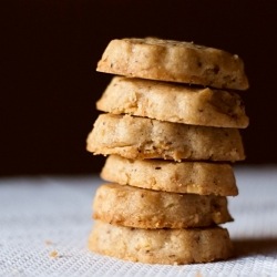 Maple Walnut Shortbread