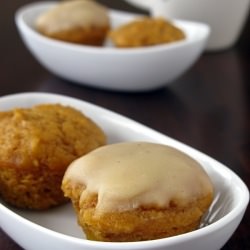 Mini Pumpkin Cupcakes