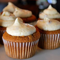 Pumpkin Caramel Cupcakes