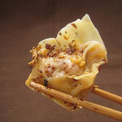 Sichuan “Crossed Hands” Wontons