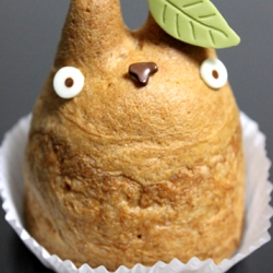 How Totoro Cream Puffs Are Made