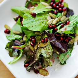 Mixed Green w/ Pomegranate Dressing