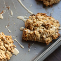 Oatmeal Maple Scones