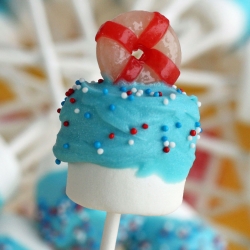 Nautical Themed Marshmallow Pops