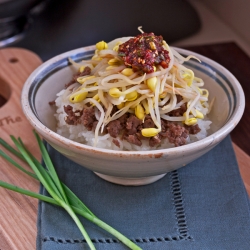 Bean Sprout Beef Rice Bowl