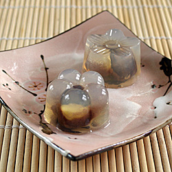 Yōkan with Ginkgo and Chestnuts