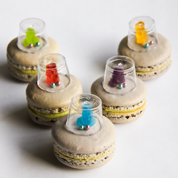 Flying Saucer Macarons