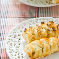 Puff Pies with Maple Syrup