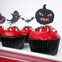 A Ghoulish Halloween Cupcake