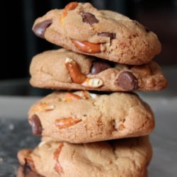 Chocolate Pretzel Cookie