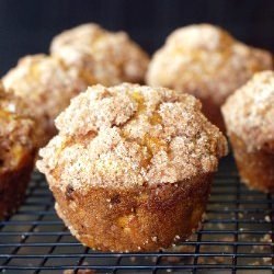 Pumpkin-Apple Streusel Muffin