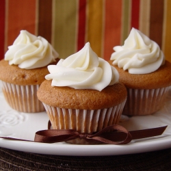 Pumpkin Mousse Cupcakes