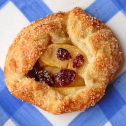 Mini Apple & Cranberry Crostata