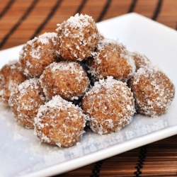 Cinnamon Almond Butter Truffles