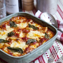 Mozzarella, Tomato and Gnocchi Bake