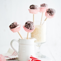 Chocolate Marshmallow Pops