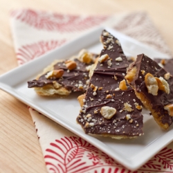 Quick Saltine Toffee Bark