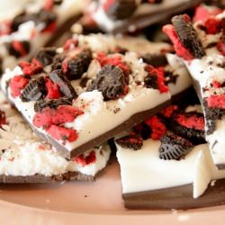 Oreo Peppermint Bark