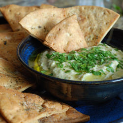 White Bean Dip with Pita Chips