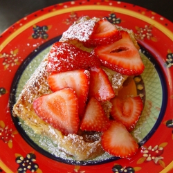 Straw. Cream Cheese French Toast