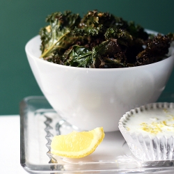 Garlic Kale Chips w/ Yogurt Dip