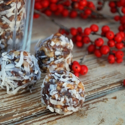 Date Nut Balls