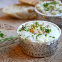 Baked Eggs with Mashed Potatoes