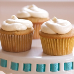 Maple Bacon Cupcakes