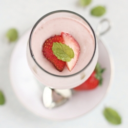 Easy Fresh Strawberry Mousse