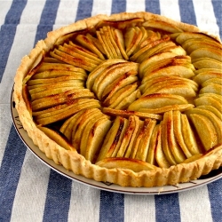 Simple Apple Tart