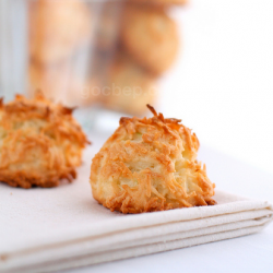 Coconut Macaroons