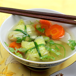 Vietnamese Stuffed Cabbage Soup