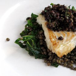 Cod w/ Tapenade, Lentils & Kale