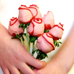 Chocolate Covered Strawberry Roses