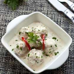 Meatballs in White Sauce