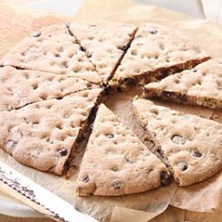 Giant Chocolate Chip Cookie