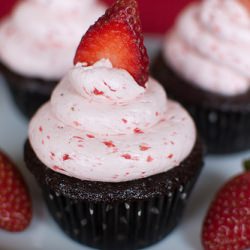 Chocolate-Strawberry Cupcakes