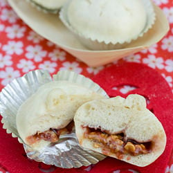 Peanut Butter and Jelly Buns