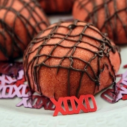 Raspberry Hug Cookies